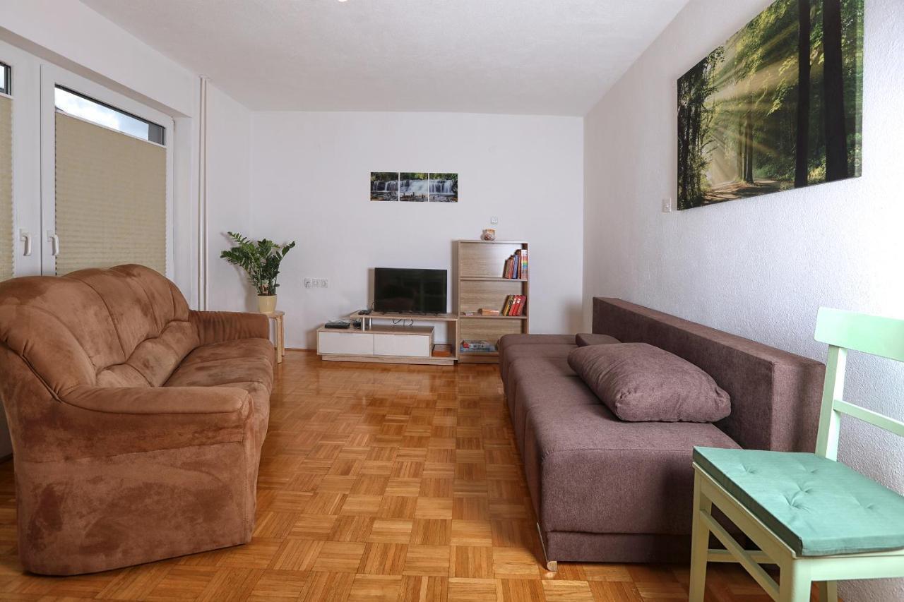Apartma Dolinar Gorenja Vas  エクステリア 写真